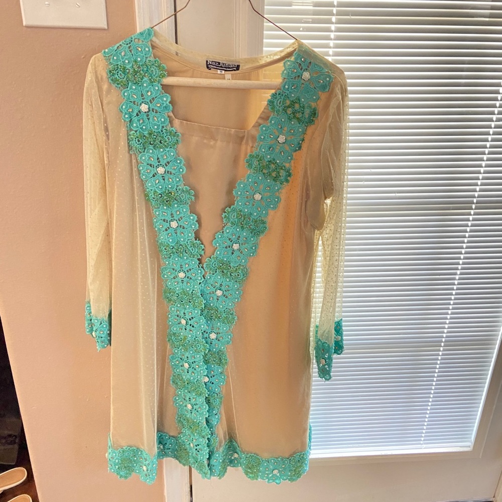 Naz Junaid Pakistan Kurti